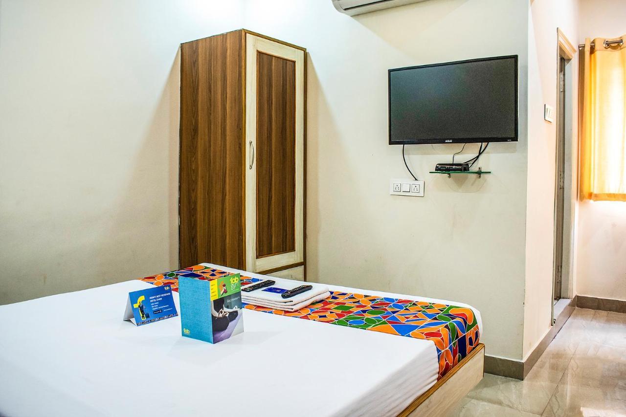 Отель Fabexpress Sri Lakshmi Deluxe Sivarampalli Хайдарабад Экстерьер фото